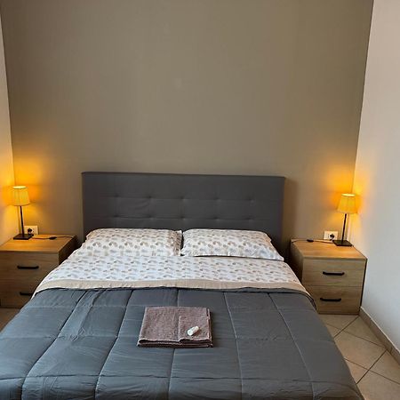 Affittacamere Home&Stazione Болонья Екстер'єр фото